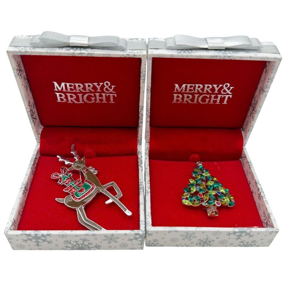 Merry & Bright Christmas brooch set sparkly Christmas tree‎ reindeer NEW